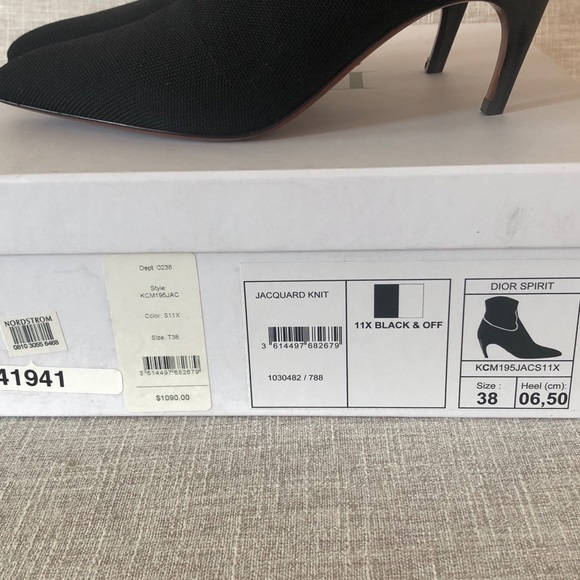 NWT Christian Dior Jacquard Knit Boots. Sz. 38 - Picture 6 of 6
